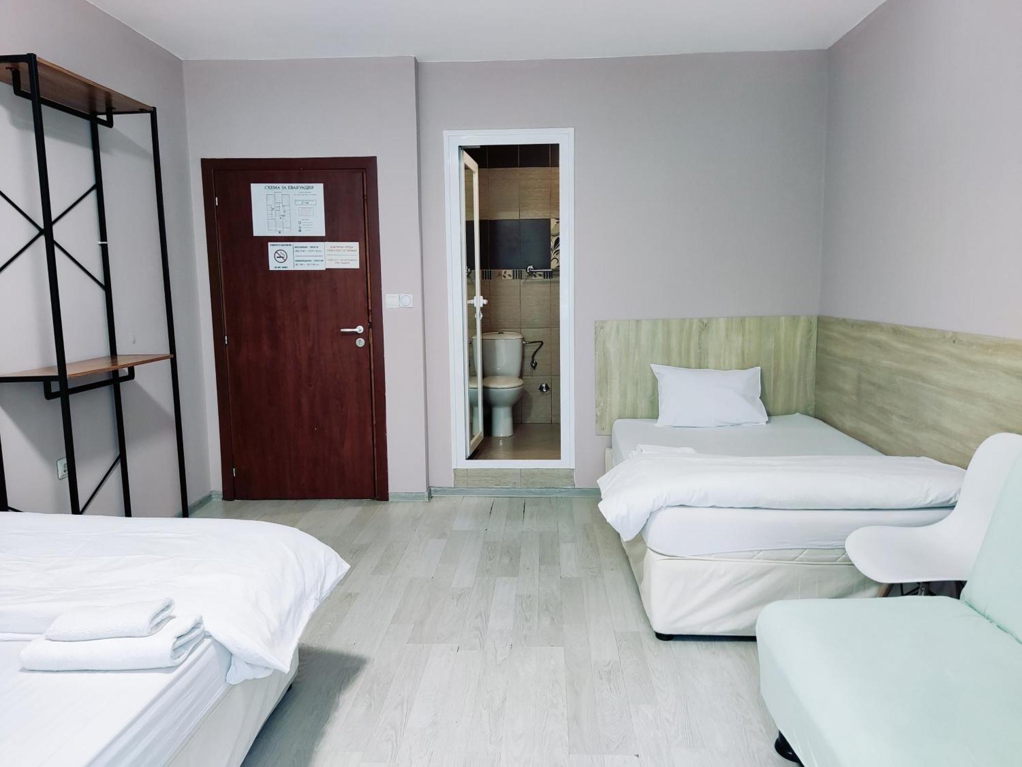 Pleven Rooms 外观 照片