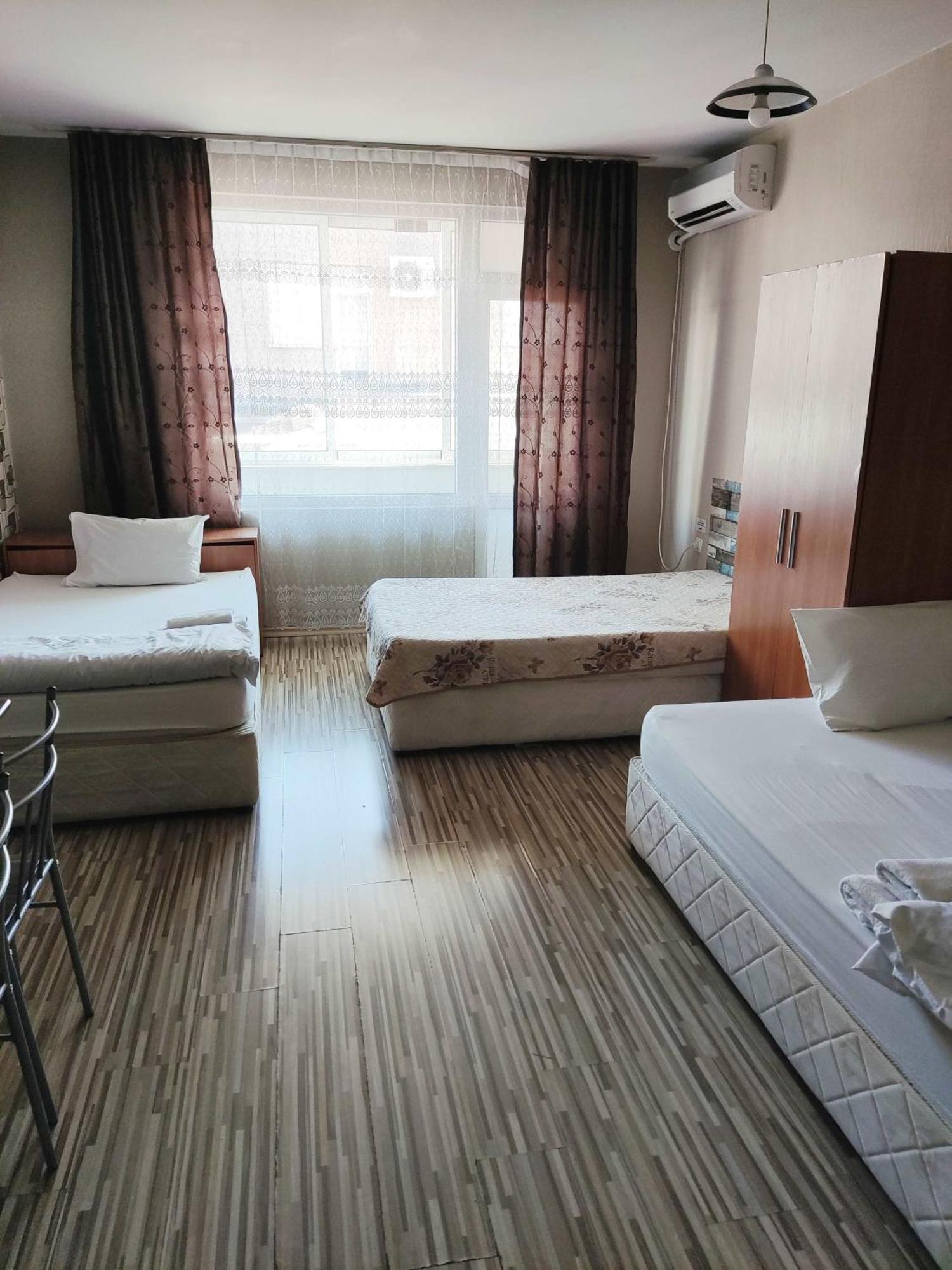 Pleven Rooms 外观 照片