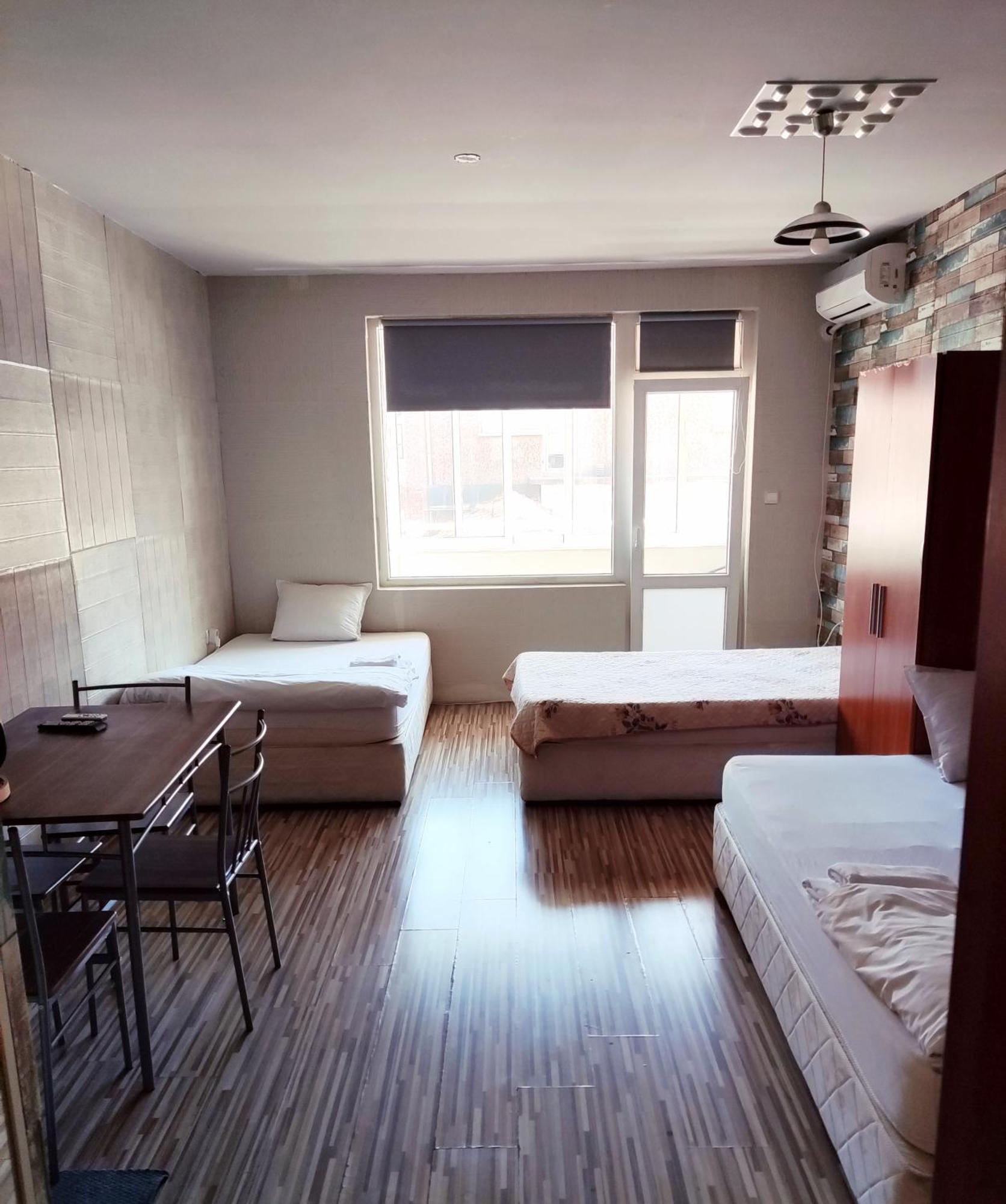 Pleven Rooms 外观 照片